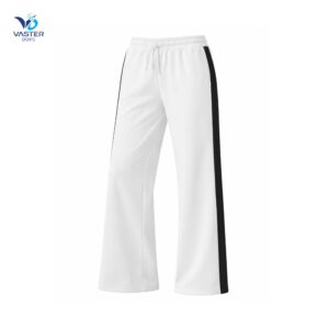 High-waist track pants for women with slim athletic fit and breathable fabric for workouts