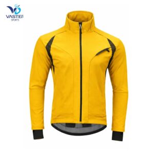 Men’s windproof cycling jacket with athletic fit and performance design