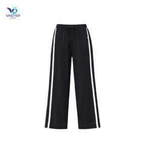Women’s athletic track pants with breathable quick-dry fabric and athletic fit for workouts